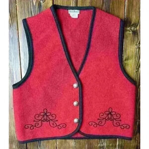 Vintage L.L Bean 100% Wool Red Vest Embroidered Made In Austria Sz Medium